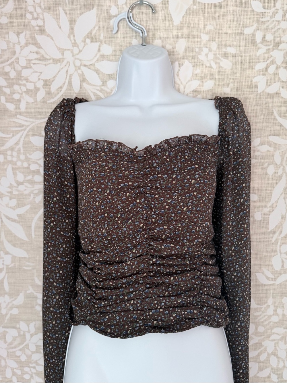 ASTR The Label Floral Ruched Sweetheart Top L Boho Smocked Balloon Sleeve